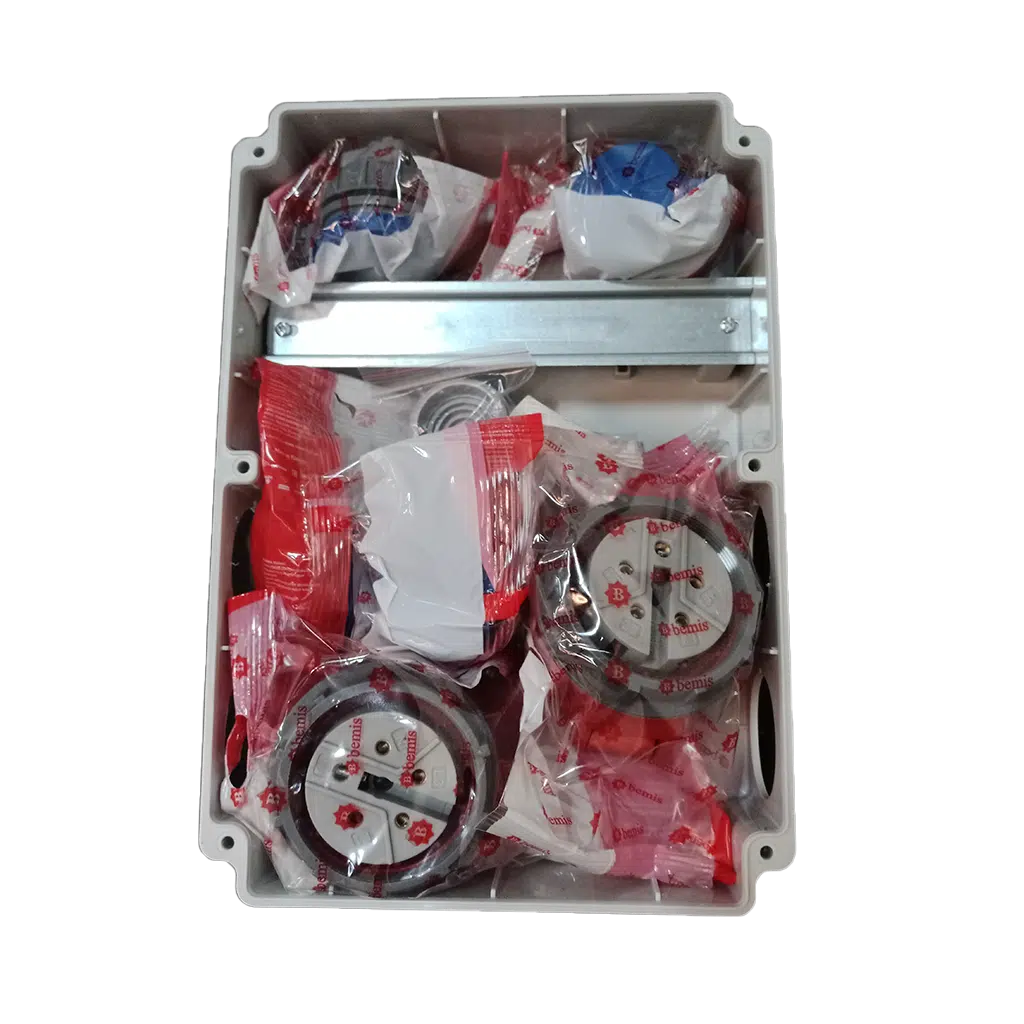 Caixa de Distribuição de Tomadas 4(1/16A) + 2(5/16A) IP44 Sem Disjuntores BH2-2218-4020 - Image 3