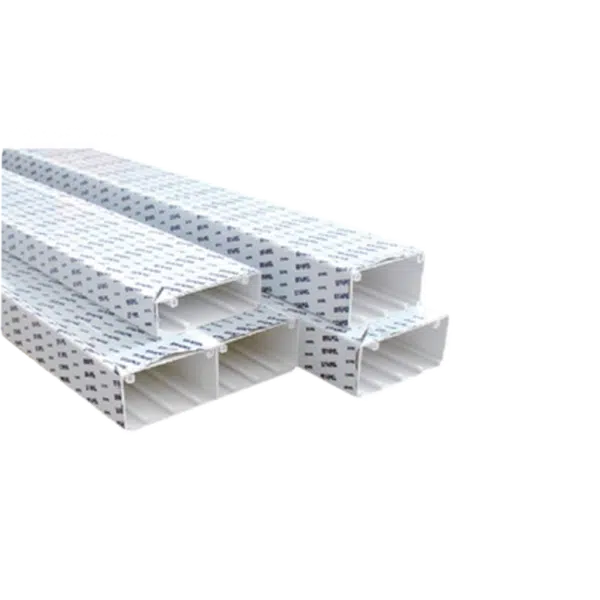 Calha Técnica Adesiva 40X12.5 BR  10050 FBR  C/Divisórias