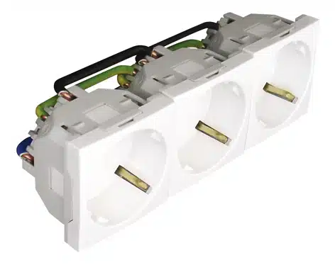 Efapel Tomada Tripla 45194 6MODU BR Schuko SBR